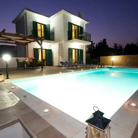 Апартаменты Sami Nefeli